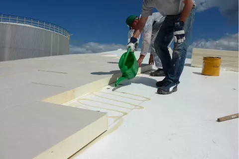 البولي يوريثين الحراري