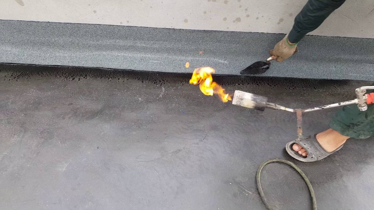 ما هو الفرق بين العزل المائي البلوري والعزل المائي الأسمنتي؟